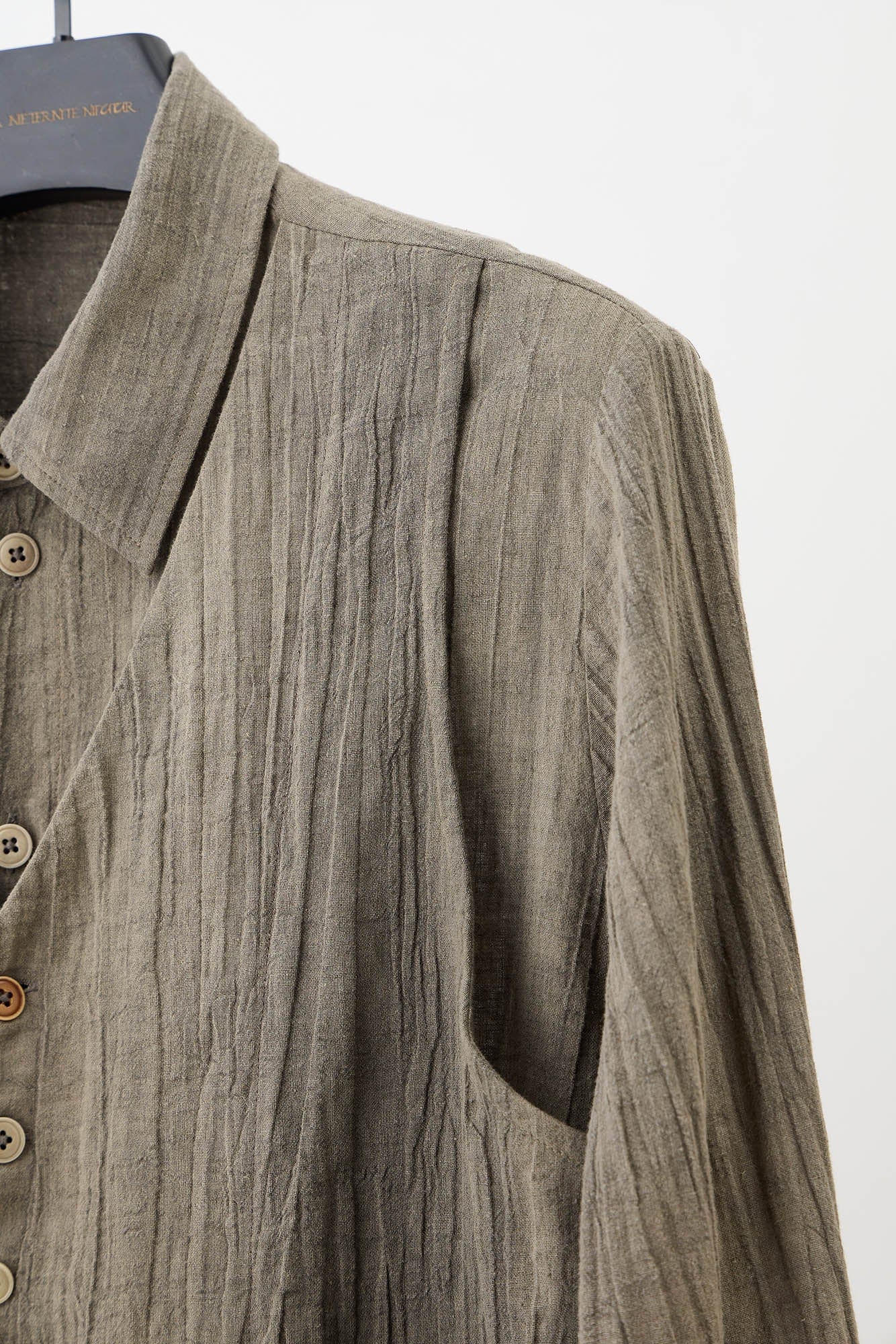 ILNya Nieternite Nifutur Crinkled Layered-Vest Long Shirt