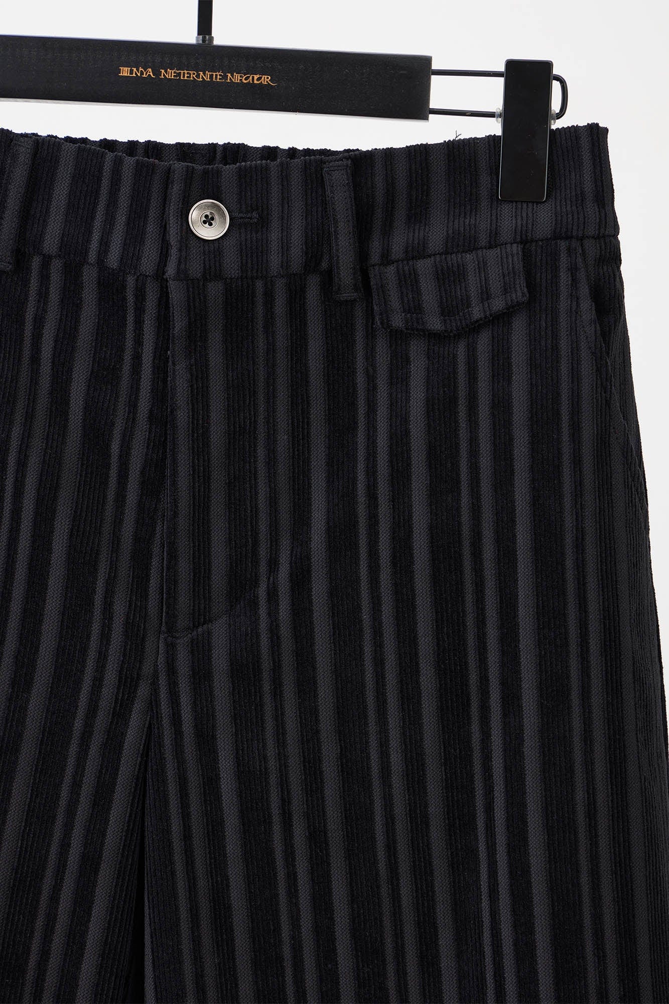 ILNya Nieternite Nifutur Corduroy Stripe Straight-Leg Trousers