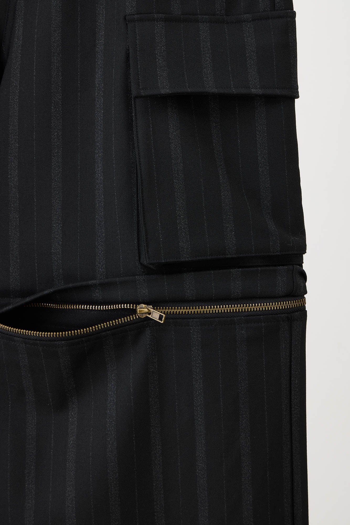 ILNya Nieternite Nifutur Multi-Pocket Stripe Detachable-Leg Pants