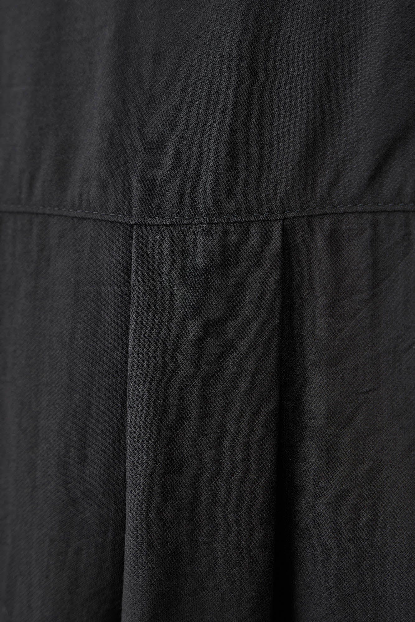 ILNya Nieternite Nifutur Ruffle-Neck Satin Shirt