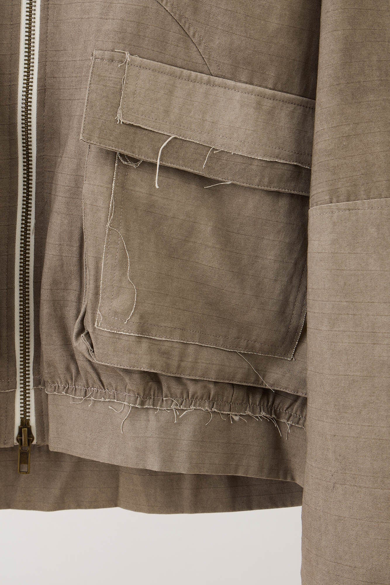 ILNya Nieternite Nifutur Arc Spliced Layered Raw-Edge Utility Jacket