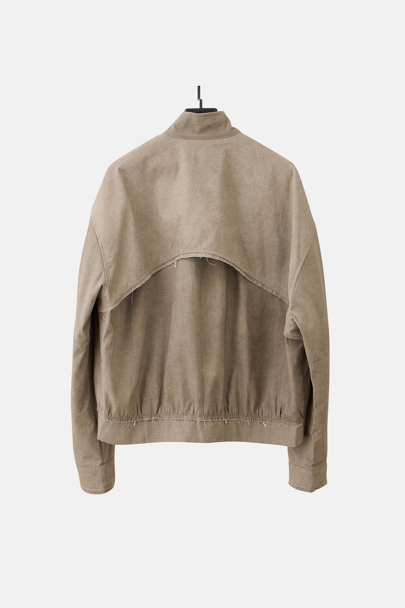 ILNya Nieternite Nifutur Arc Spliced Layered Raw-Edge Utility Jacket