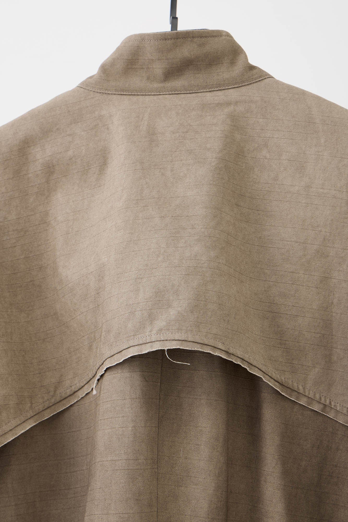 ILNya Nieternite Nifutur Arc Spliced Layered Raw-Edge Utility Jacket