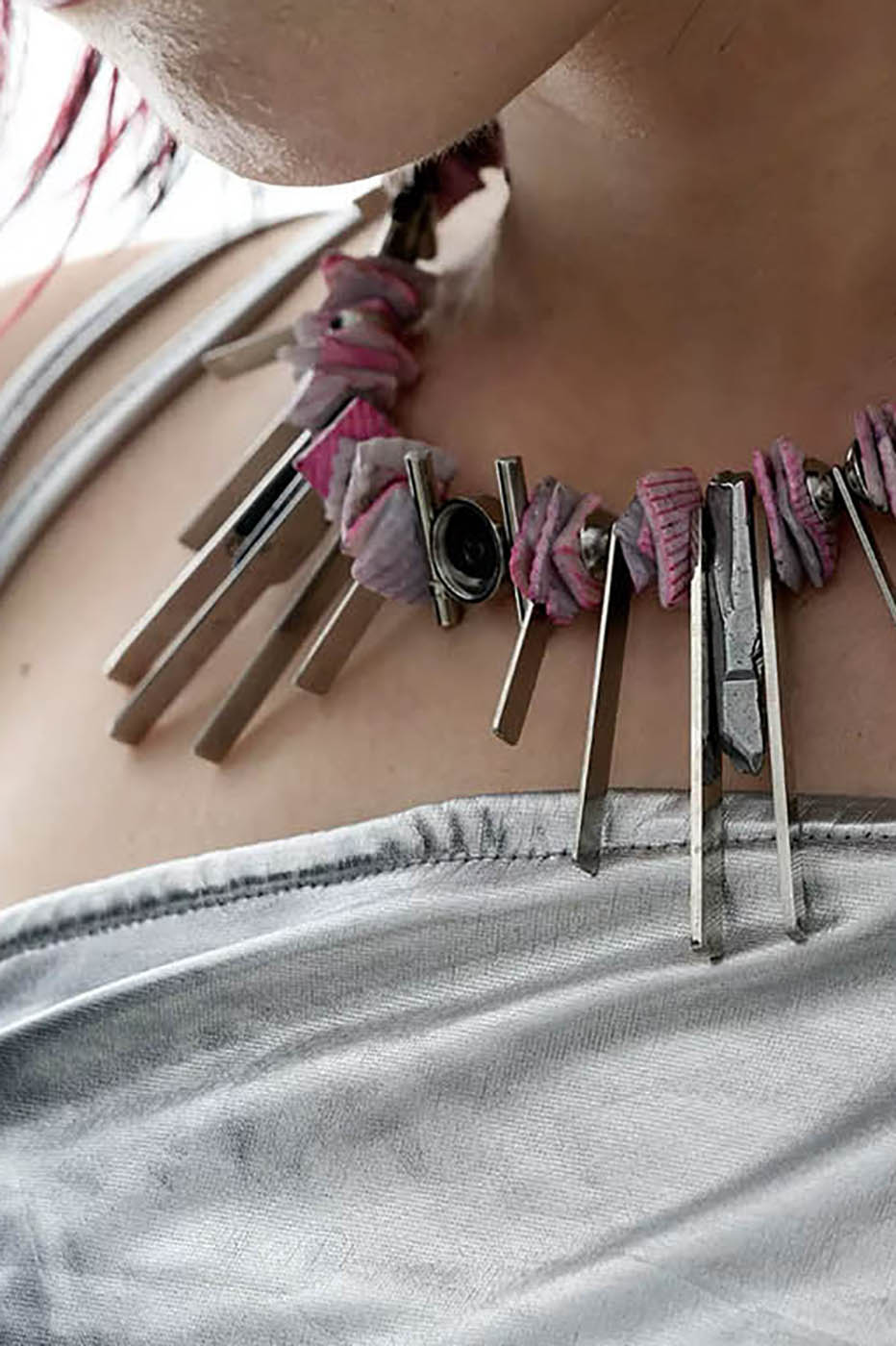 ILLUSORY The Gravity Shell Beaded Necklace