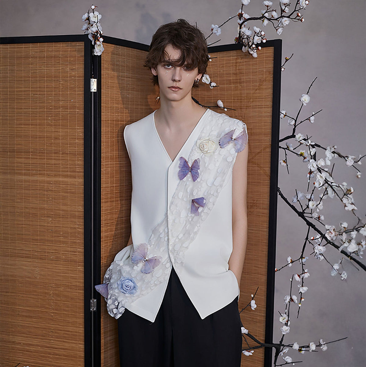 JIECHI Butterfly&Floral Asymmetrical Sheer V-Neck Vest