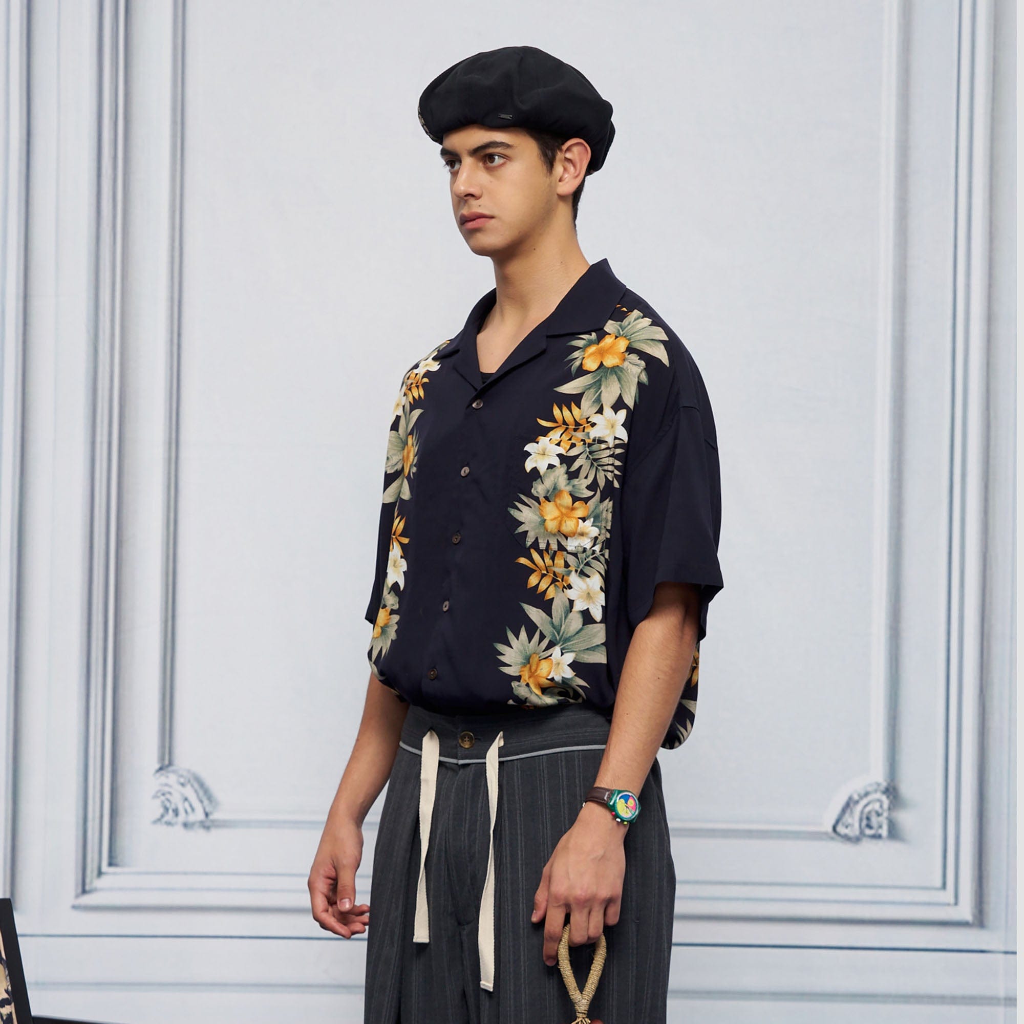 UNLIMITED MOTE Tropical Floral Cuban Hawaii Half Shirt