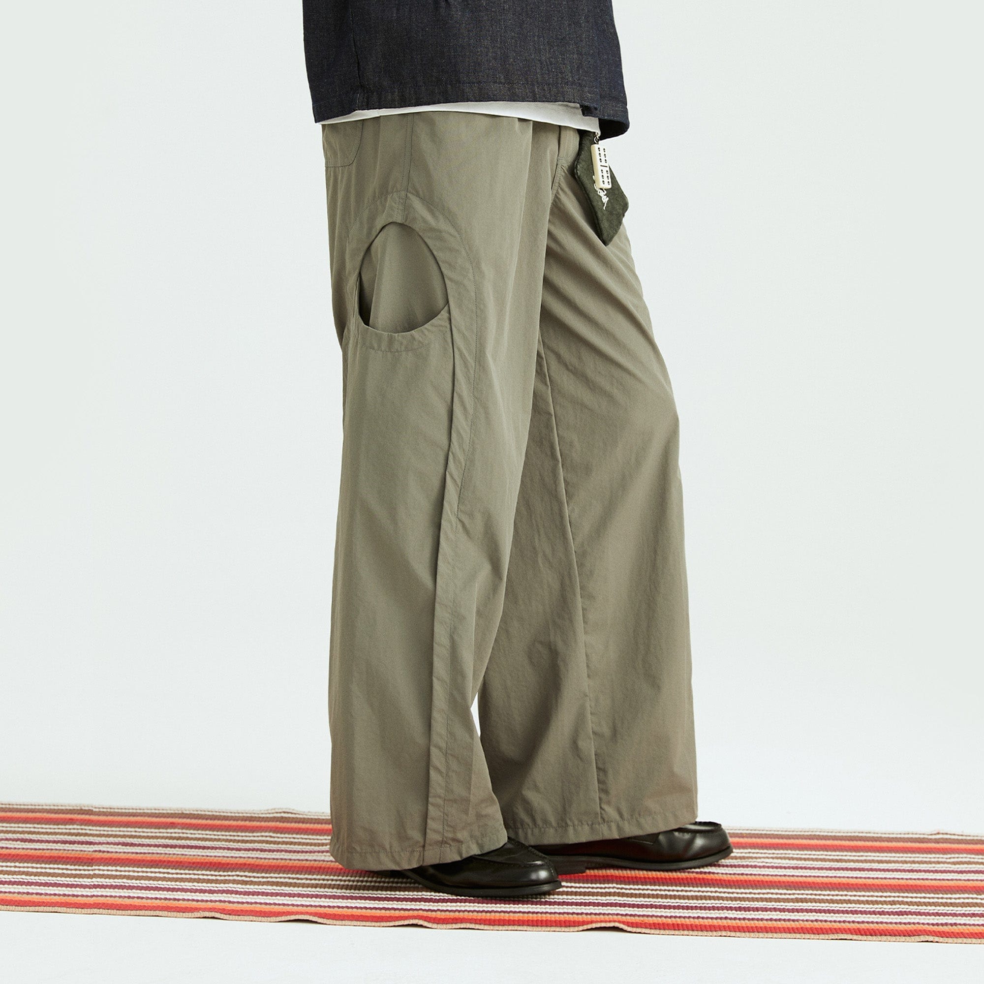 ONADAILYBASIS Curved-Pocket Paneled Utility Pants