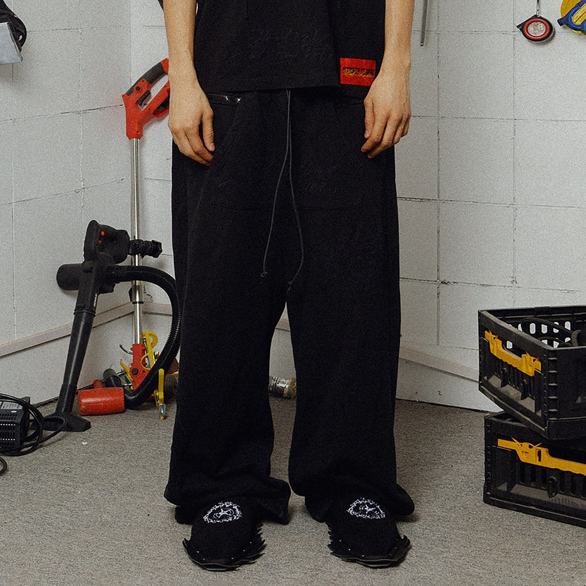 FVVO Distressed Embroidered Drawstring Sweatpants