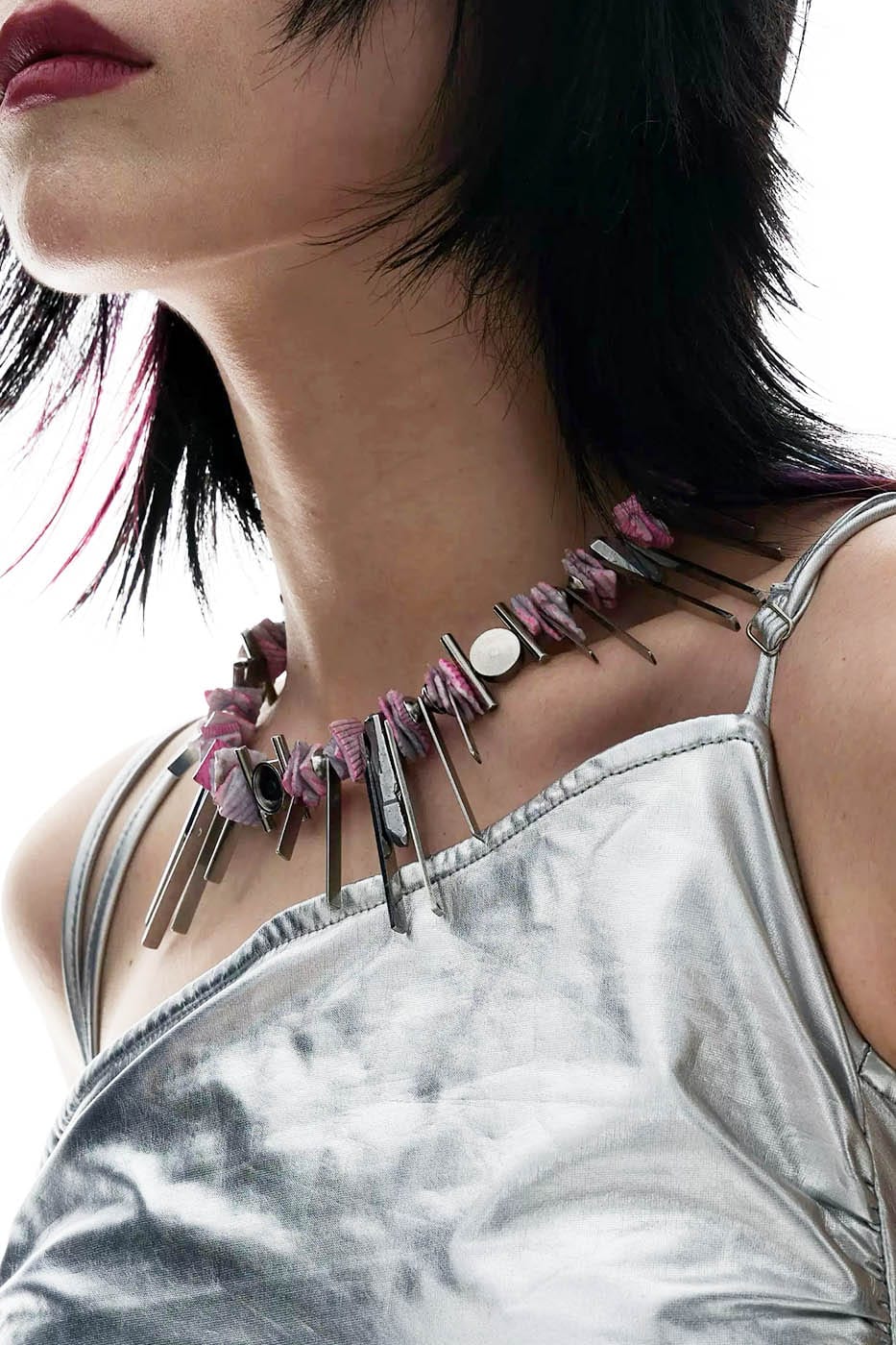 ILLUSORY The Gravity Shell Beaded Necklace