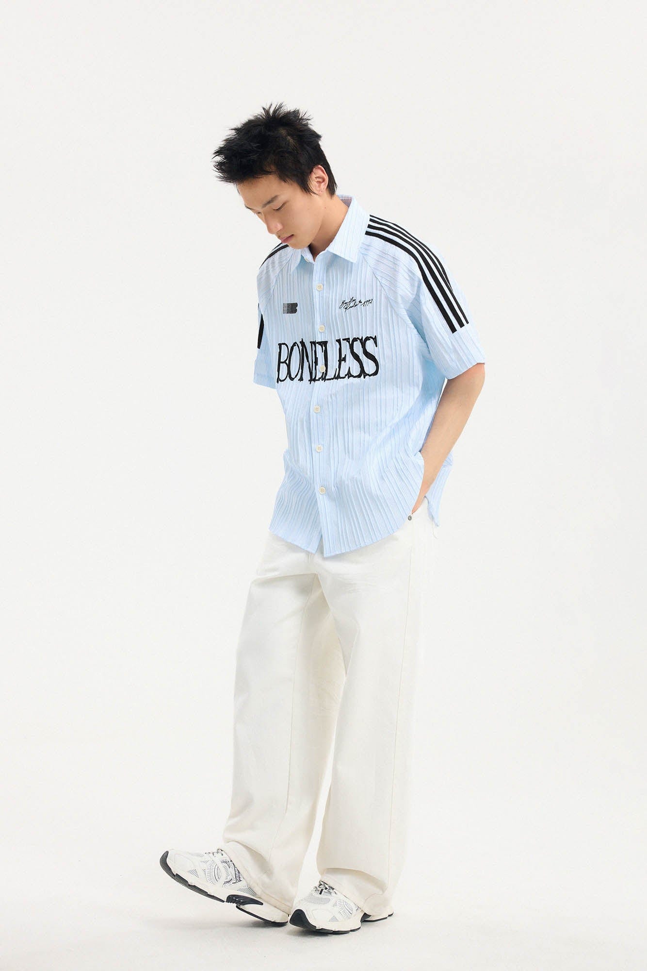 BONELESS Pinstriped Seersucker Raglan Half Shirt