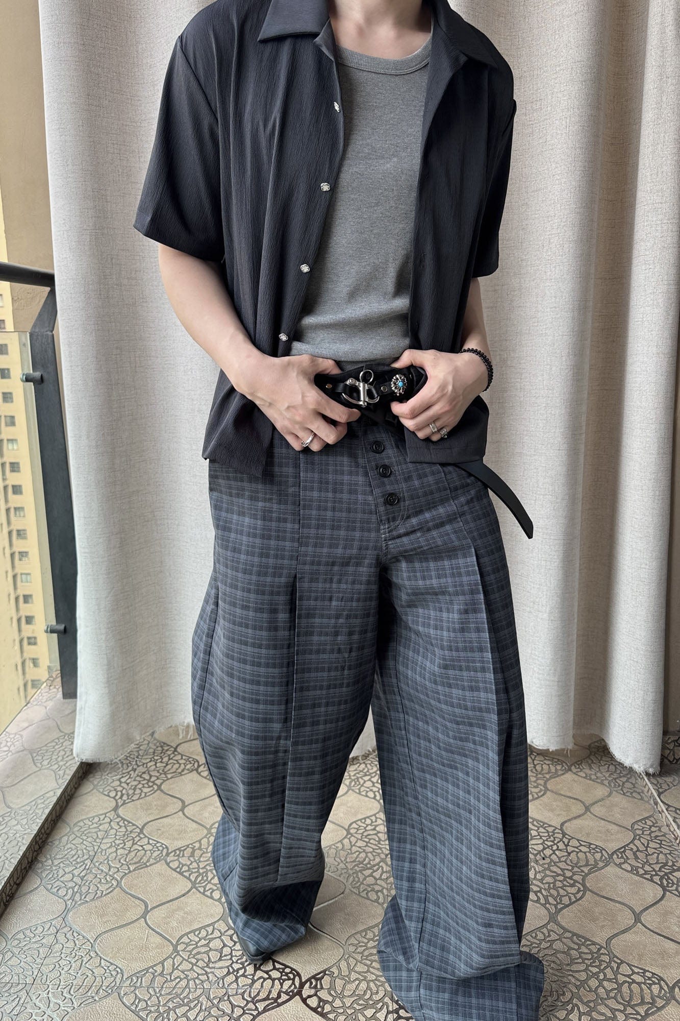ESAIAS Retro Plaid Pleated Wide-Leg Pants
