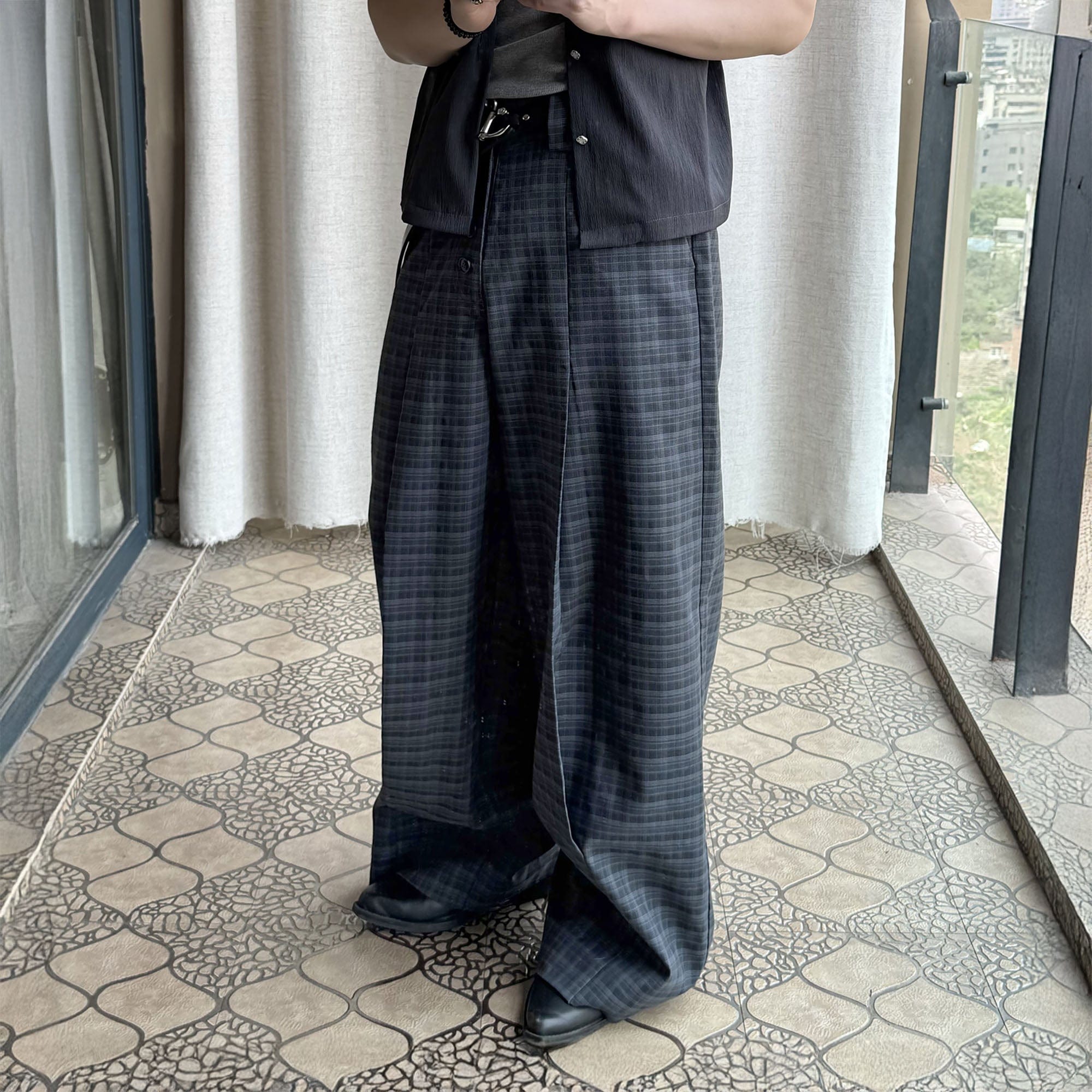 ESAIAS Retro Plaid Pleated Wide-Leg Pants