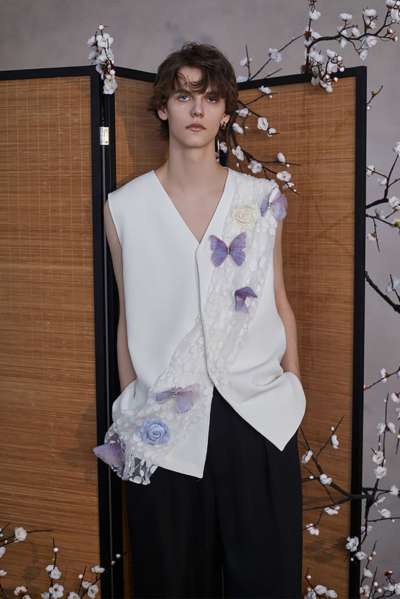 JIECHI Butterfly&Floral Asymmetrical Sheer V-Neck Vest