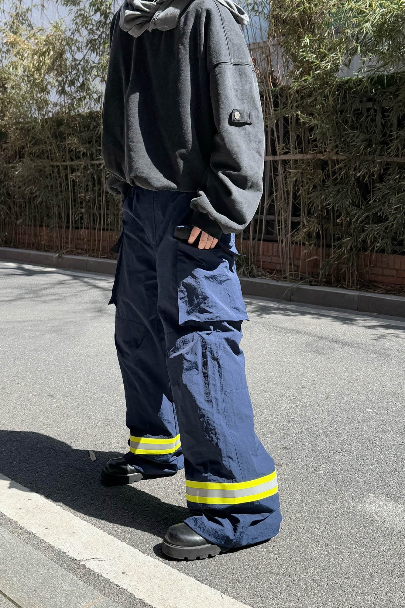 RELABEL Reflective Wide-Leg Firefighter Cargo