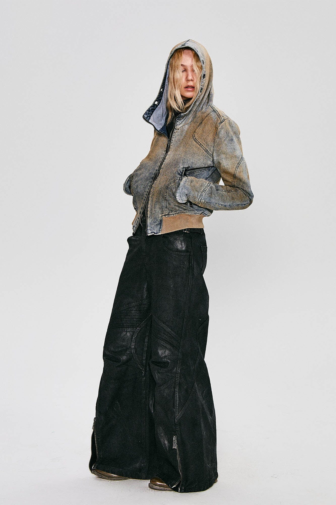 FLYERRER Distressed Spliced Studded Hooded Short Denim Jacket