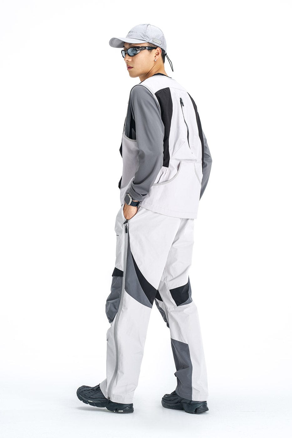 ENSHADOWER Deconstructed Outdoor Vest