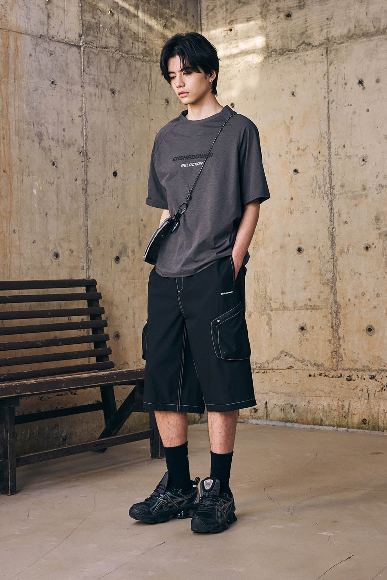 ENSHADOWER Stitched Multi-Pocket Cargo Shorts