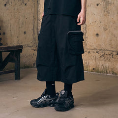 ENSHADOWER Utility Zippered-Pocket Cargo Shorts