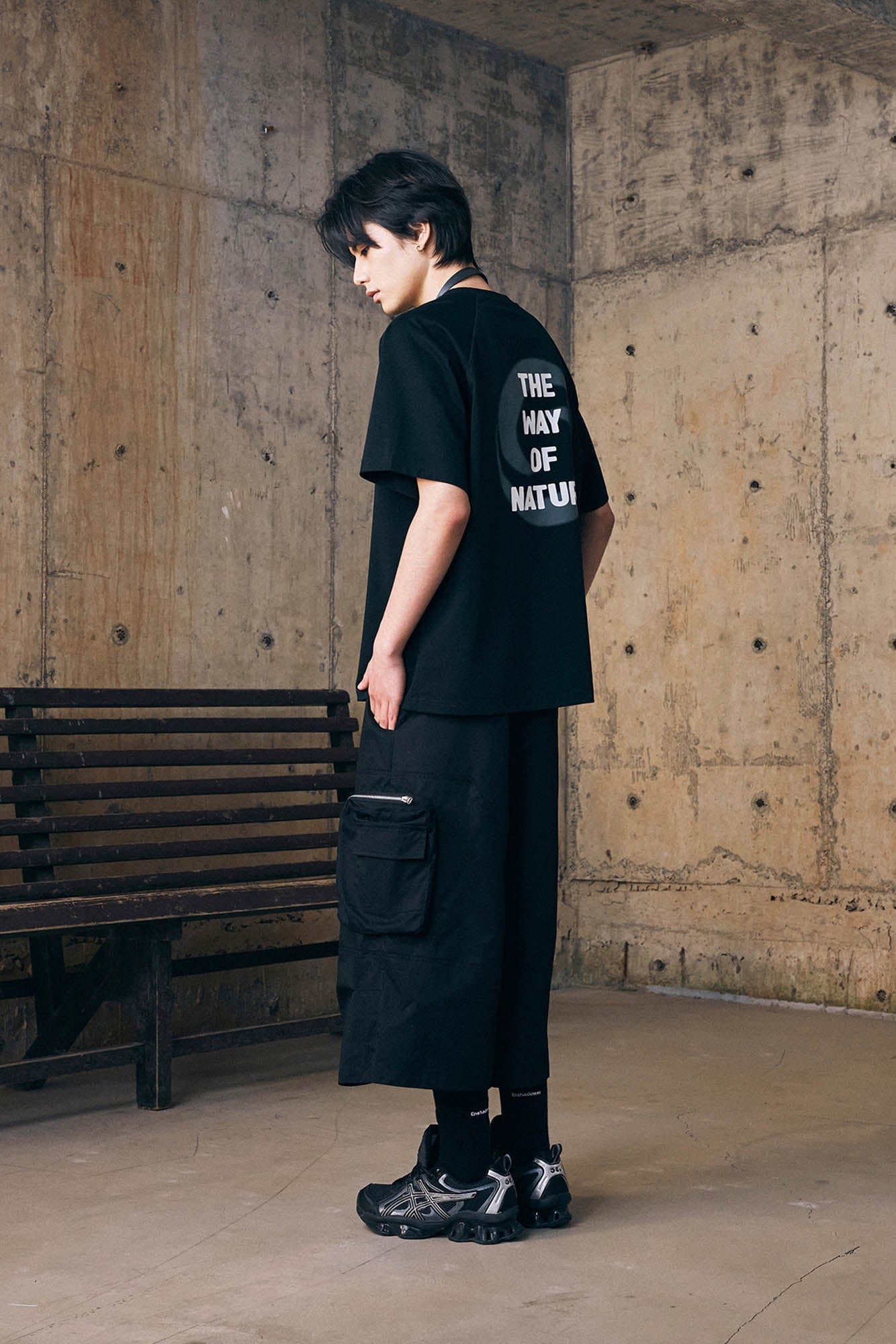 ENSHADOWER Utility Zippered-Pocket Cargo Shorts