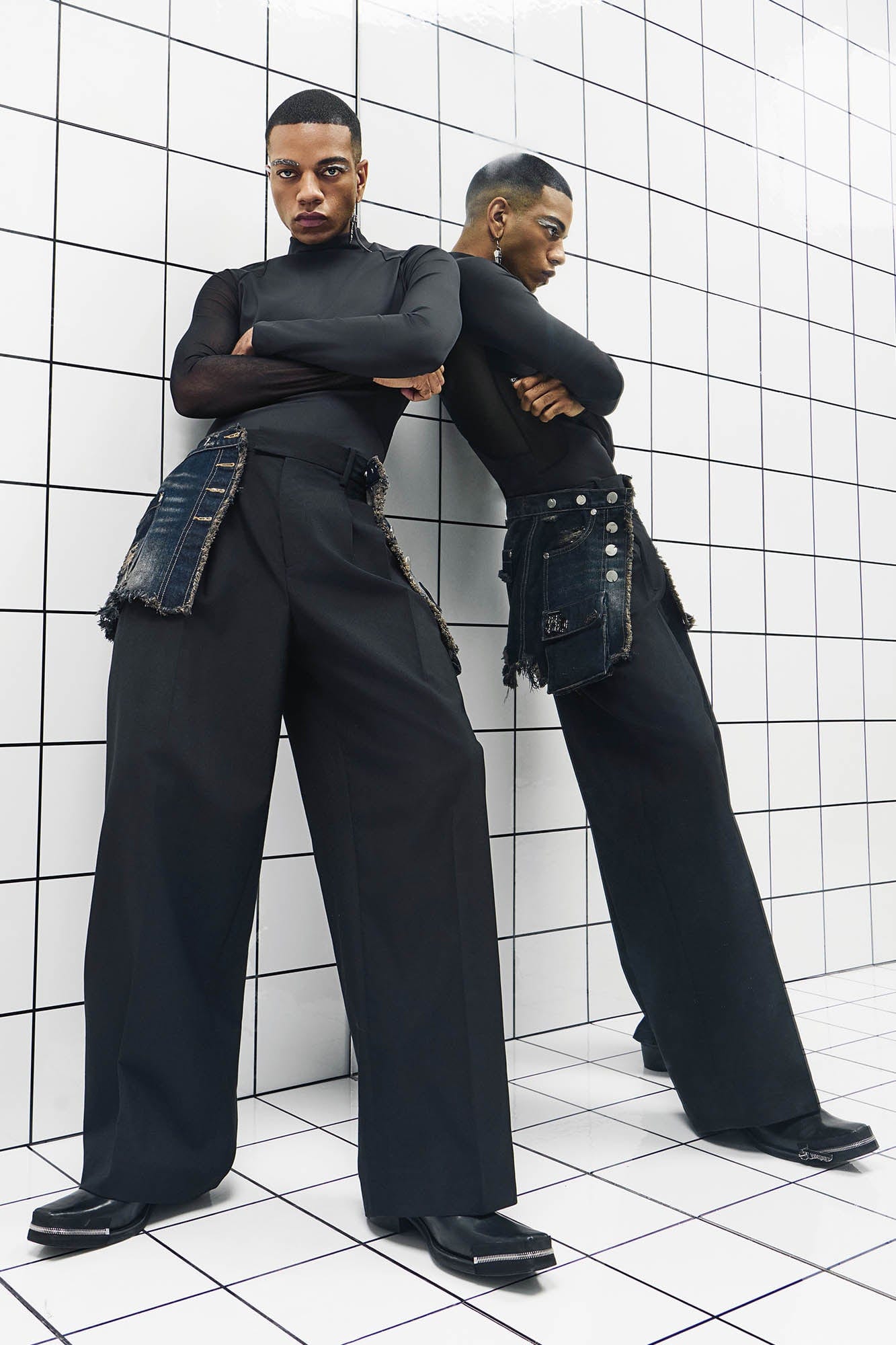 455EMBLE Detachable Frayed Waistband Washed Jeans