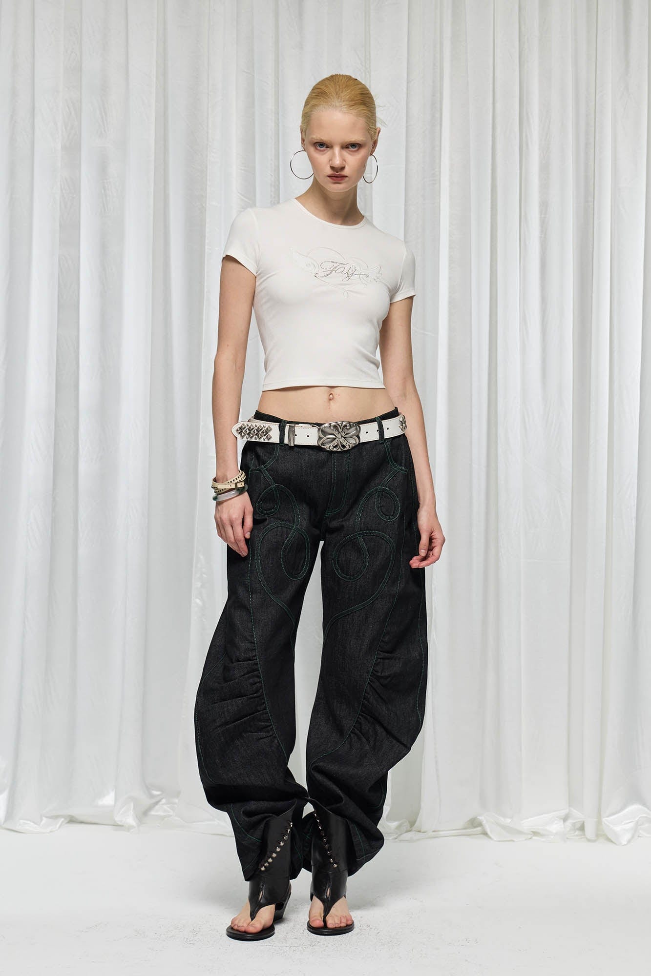 DND4DES×Faychui Spiral Patch Ruched Spliced Curved Jeans